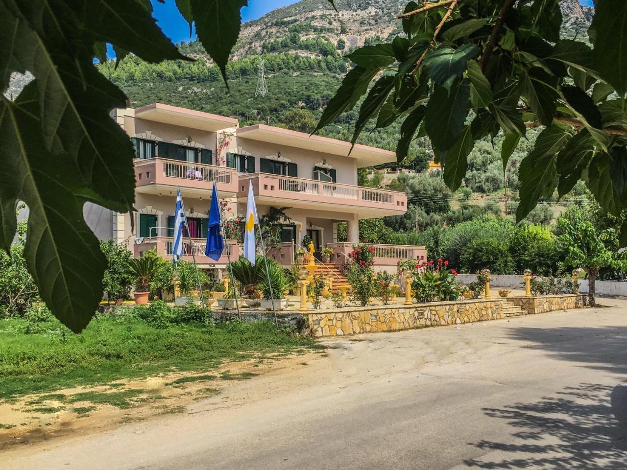 Acheron Springs-Markou Ilias Glikí Kültér fotó